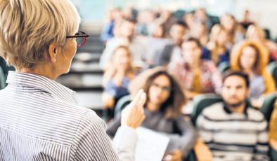 Akademisyen maaşı için ‘iyileştirme’ şart