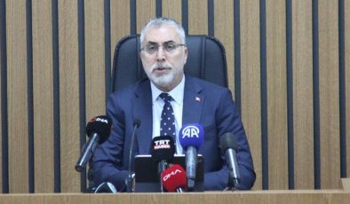 Çalışma Bakanı Vedat Işıkhan: 31 Mart akşamı yeni bir döneme başlayacağız