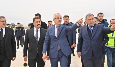 Hatay Havalimanı’nda hayat normale dönüyor: Gidiş dönüş uçak seferleri Cuma günü başlıyor