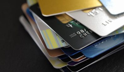 Kartlı harcamada rekor durmuyor! Faiz artışına rağmen vatandaşın tercihi değişmedi